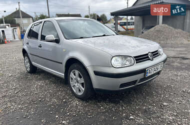 Хэтчбек Volkswagen Golf 1999 в Хусте