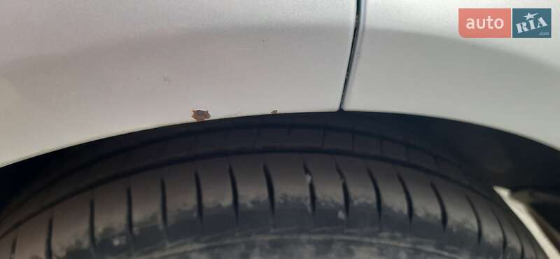 Хетчбек Volkswagen Golf 2008 в Новомосковську