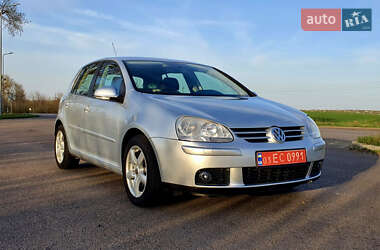 Хетчбек Volkswagen Golf 2007 в Кропивницькому