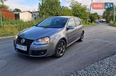 Хэтчбек Volkswagen Golf 2008 в Мукачево