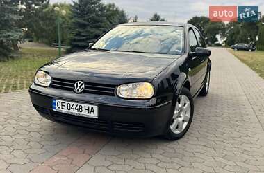 Хэтчбек Volkswagen Golf 2003 в Черновцах