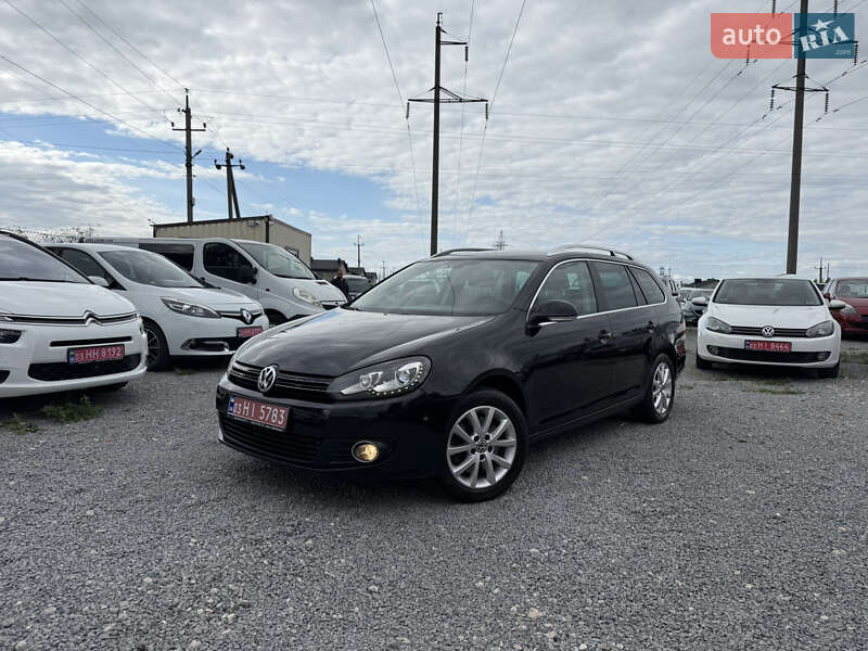 Универсал Volkswagen Golf 2012 в Ровно