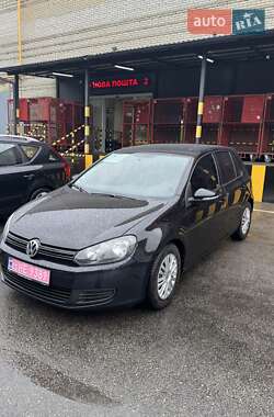 Хэтчбек Volkswagen Golf 2009 в Днепре