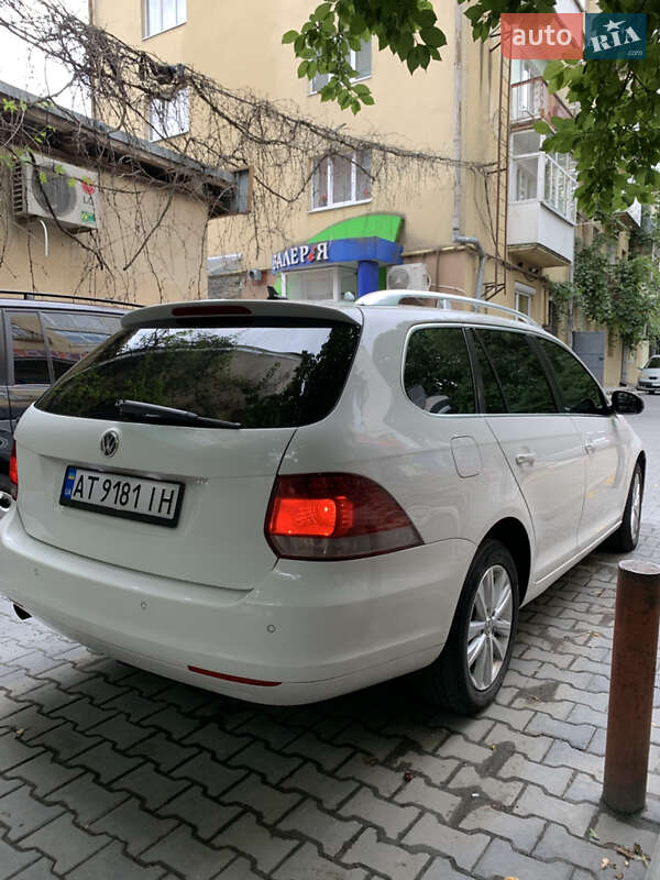 Универсал Volkswagen Golf 2012 в Ивано-Франковске