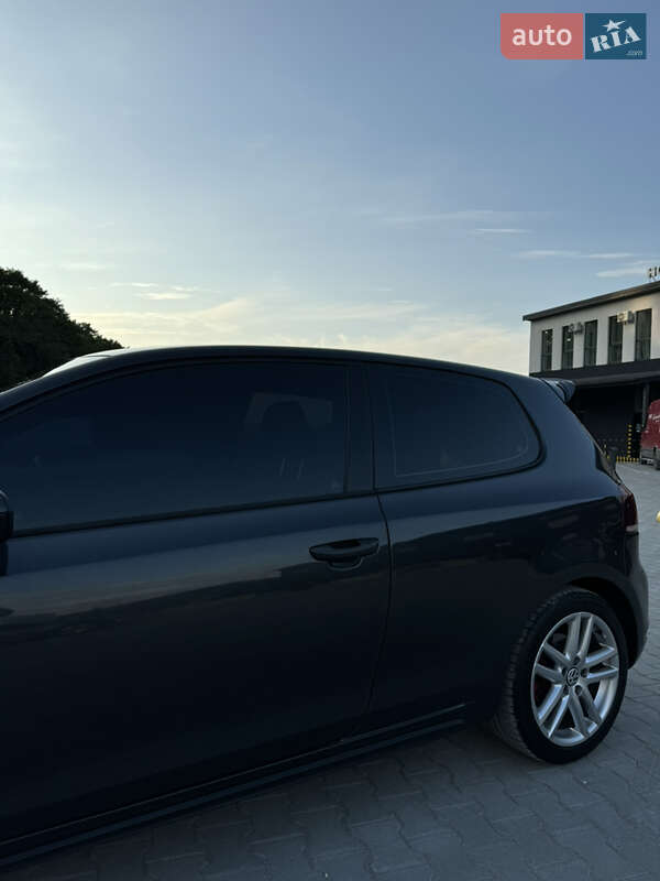 Хетчбек Volkswagen Golf 2012 в Тернополі