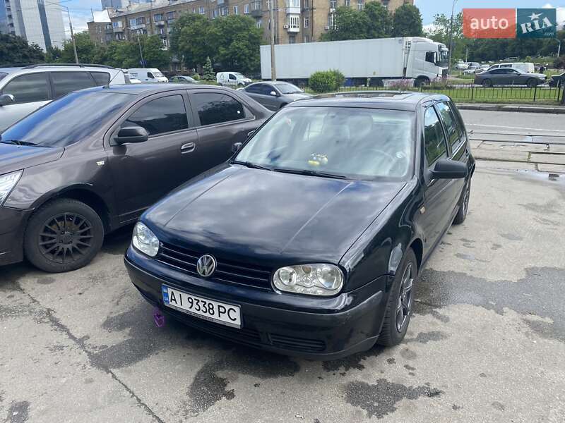Volkswagen Golf 1998
