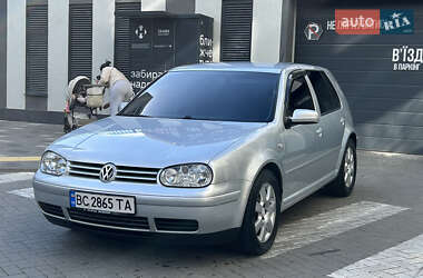Хетчбек Volkswagen Golf 2002 в  фото 3 Хетчбек Volkswagen Golf 2002 в