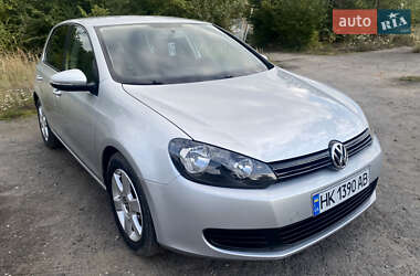 Хэтчбек Volkswagen Golf 2012 в Здолбунове