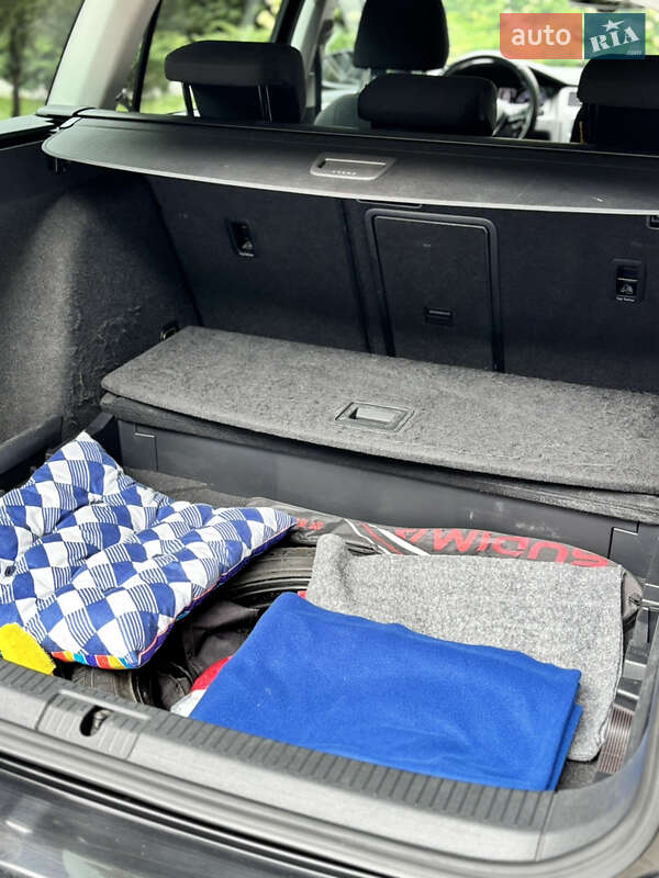 Универсал Volkswagen Golf 2016 в Буче