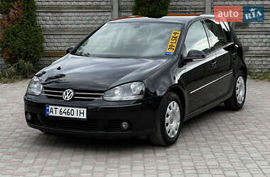 Хетчбек Volkswagen Golf 2008 в Надвірній