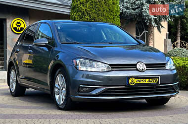 Хэтчбек Volkswagen Golf 2017 в Львове