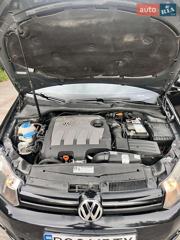 Універсал Volkswagen Golf 2010 в Самборі