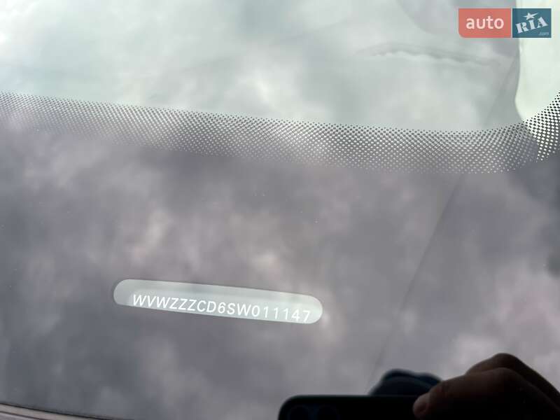 Хетчбек Volkswagen Golf 2024 в Києві