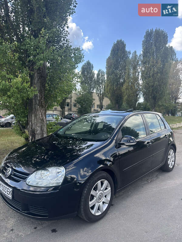 Volkswagen Golf 2005