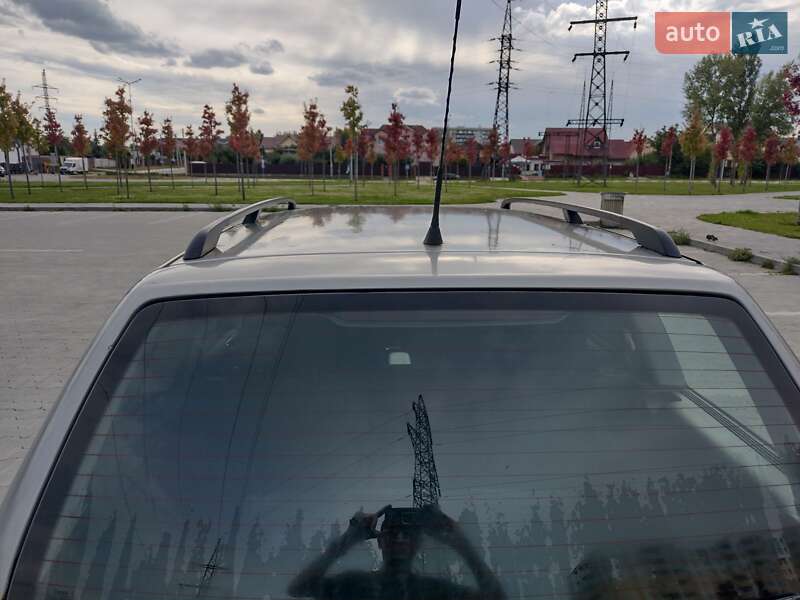 Универсал Volkswagen Golf 2002 в Буче