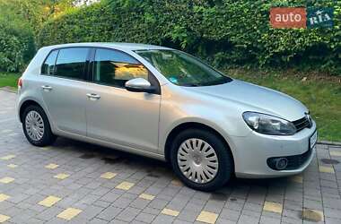 Хэтчбек Volkswagen Golf 2010 в Мукачево