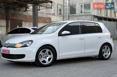 Хэтчбек Volkswagen Golf 2009 в Виннице