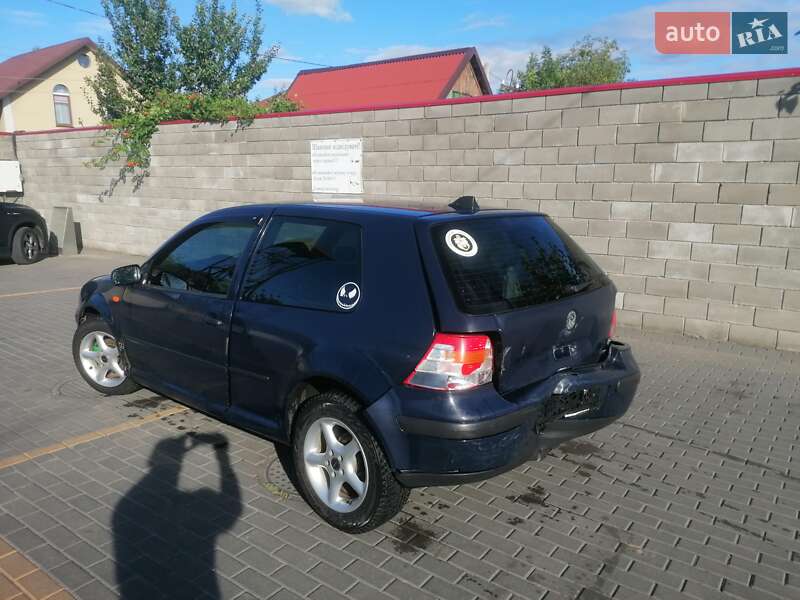 Volkswagen Golf 1998