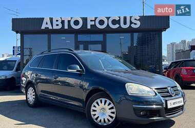 Универсал Volkswagen Golf 2009 в Киеве