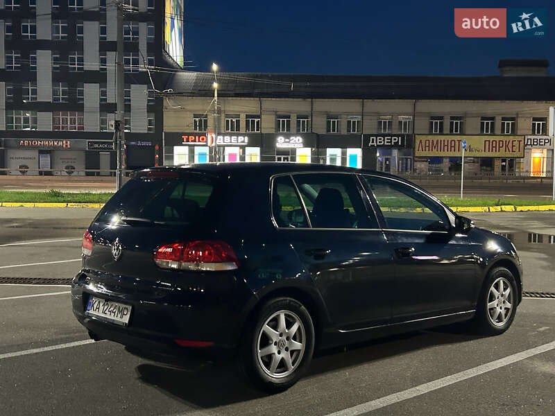 Хетчбек Volkswagen Golf 2008 в Ратному