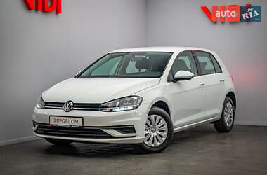 Хетчбек Volkswagen Golf 2020 в Києві