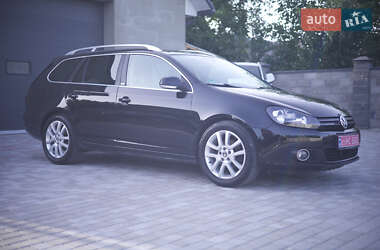 Универсал Volkswagen Golf 2011 в Нововолынске