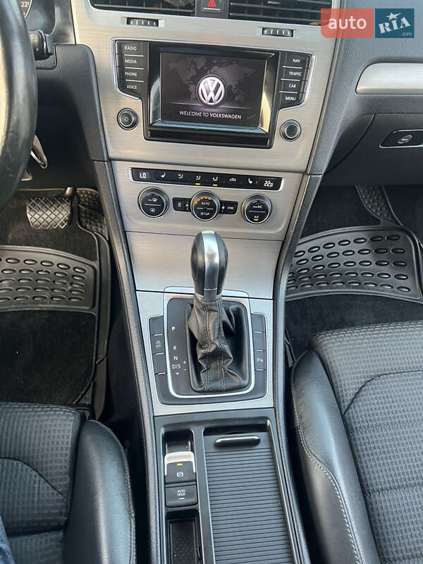Универсал Volkswagen Golf 2014 в Нововолынске фото 26 Универсал Volkswagen Golf 2014 в Нововолынске