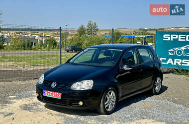 Хетчбек Volkswagen Golf 2007 в Рівному