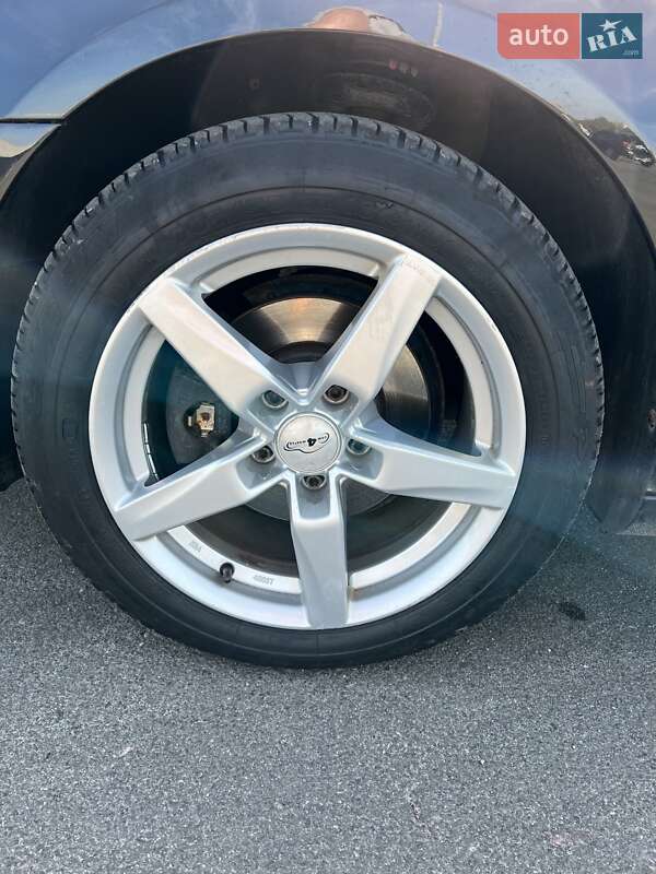 Універсал Volkswagen Golf 2012 в Львові