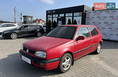 Хэтчбек Volkswagen Golf 1995 в Львове