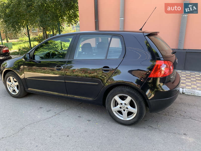 Хэтчбек Volkswagen Golf 2007 в Полтаве