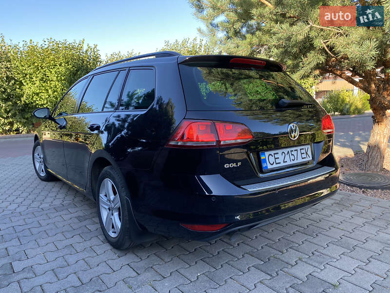 Універсал Volkswagen Golf 2013 в Чернівцях