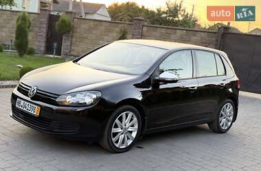 Хэтчбек Volkswagen Golf 2009 в Луцке