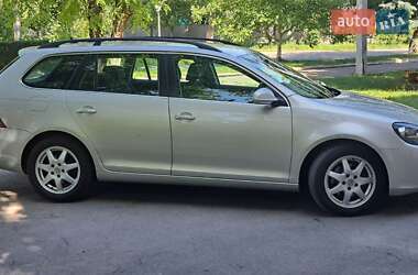 Універсал Volkswagen Golf 2009 в Умані
