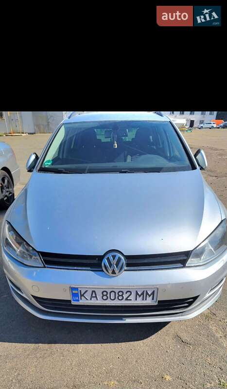 Універсал Volkswagen Golf 2014 в Києві