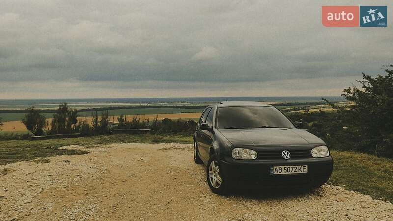 Volkswagen Golf 2001