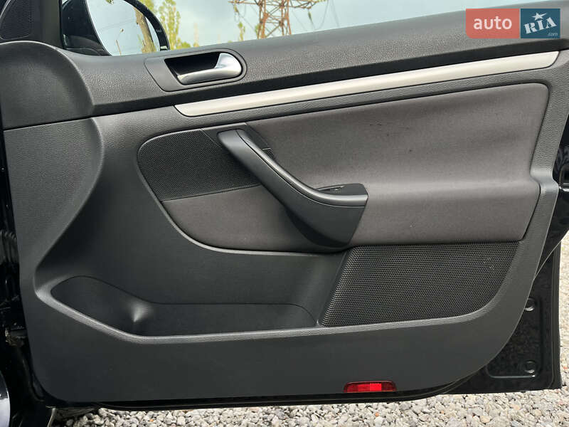 Универсал Volkswagen Golf 2009 в Харькове