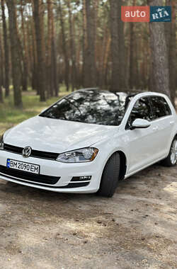 Хэтчбек Volkswagen Golf 2017 в Сумах