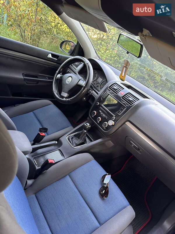 Volkswagen Golf 2006