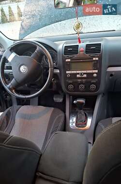 Универсал Volkswagen Golf 2008 в Томашполе