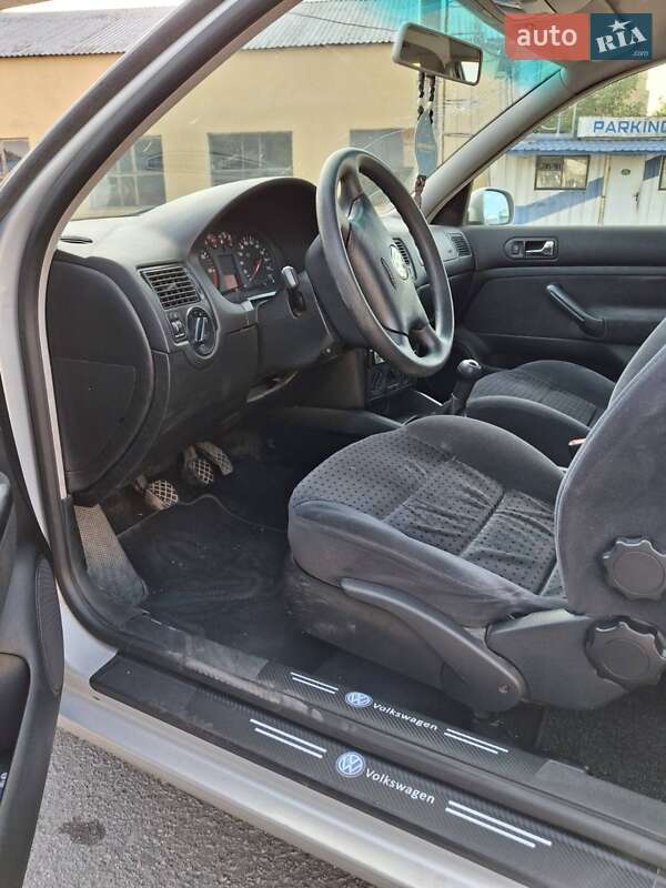 Хетчбек Volkswagen Golf 1999 в Ковелі фото 7 Хетчбек Volkswagen Golf 1999 в Ковелі