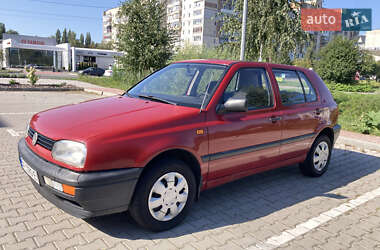 Хетчбек Volkswagen Golf 1994 в Хмельницькому