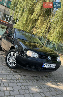 Хэтчбек Volkswagen Golf 2001 в Долине