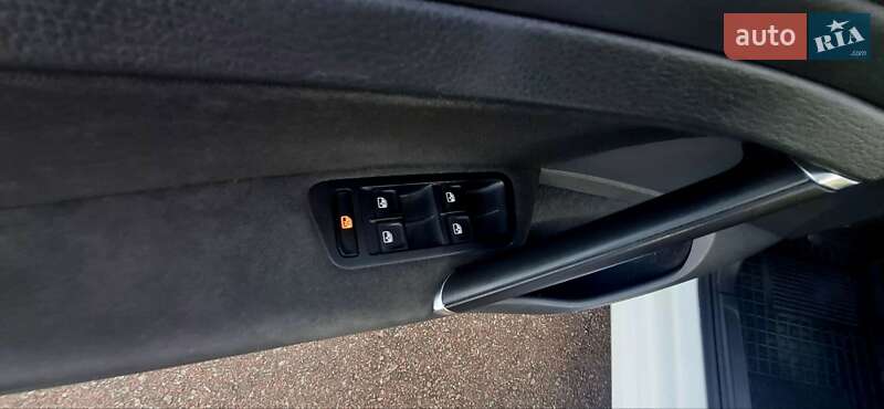 Універсал Volkswagen Golf 2018 в Києві