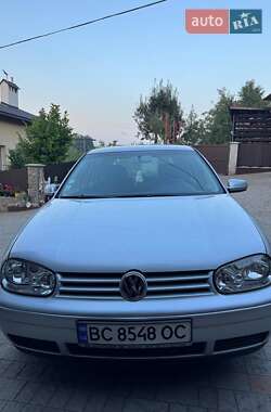 Хетчбек Volkswagen Golf 2003 в Львові