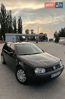 Хетчбек Volkswagen Golf 2000 в Мостиській