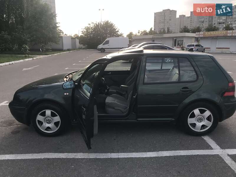 Хетчбек Volkswagen Golf 1998 в Харкові