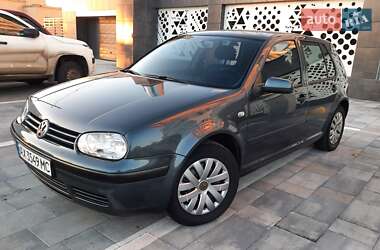 Хетчбек Volkswagen Golf 2000 в Харкові
