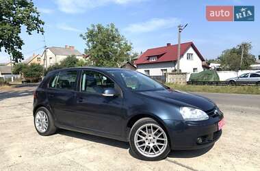 Хетчбек Volkswagen Golf 2007 в Ківерцях