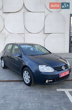 Хэтчбек Volkswagen Golf 2008 в Луцке